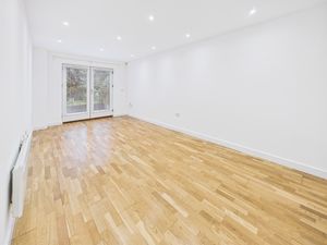 LOUNGE- click for photo gallery